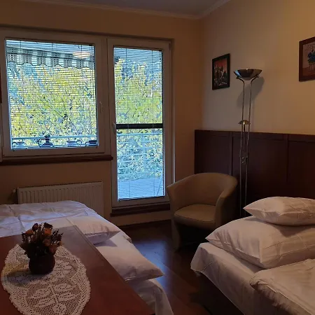 Club Apartment *